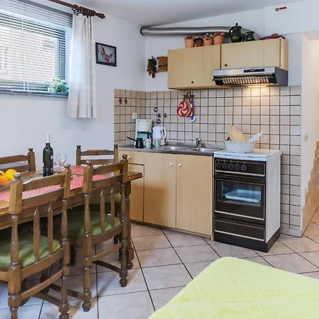 Apartament Gorgeous In With Wifi